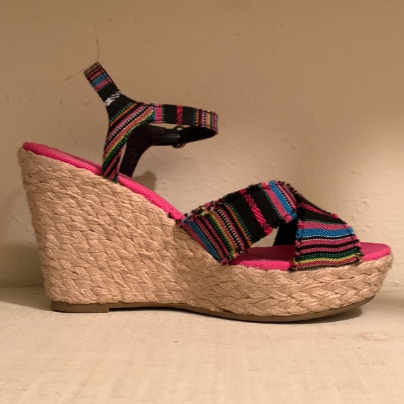 Rocket Dog Shoes Rocket Dog K9 Wedge Sandals Poshmark